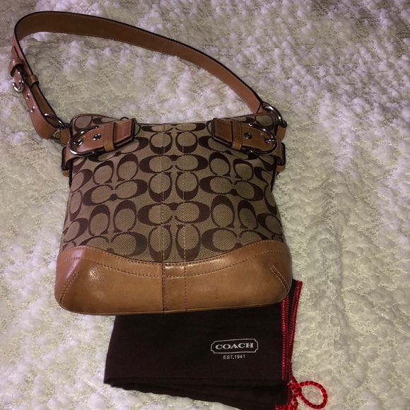 Leather and logo Coach Purse with Dust Bag - Picture 2 of 8